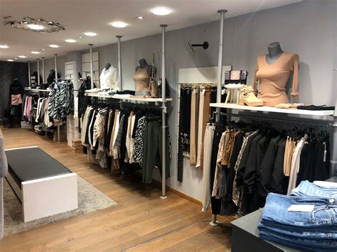 qualité acquis dans une boutique de vetement